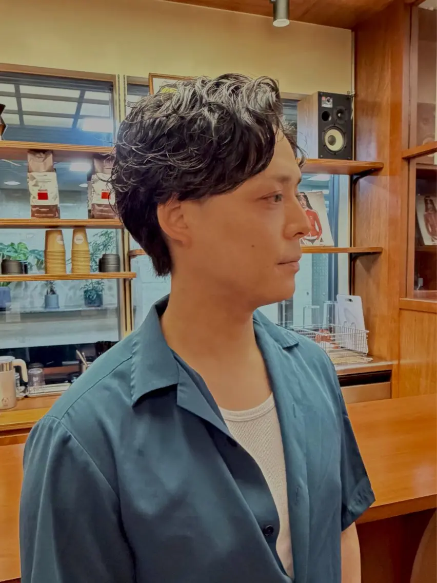 【👔ビジネスマンにオススメ👔】似合わせメンズカット+ジェントルマンパーマ+眉カット+クレンジングシャンプーの写真