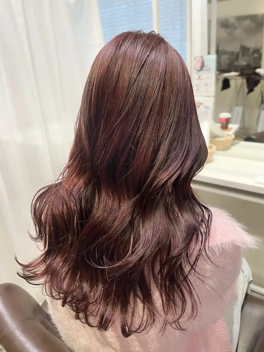 ロング カラー 福本 梓のヘアスタイル