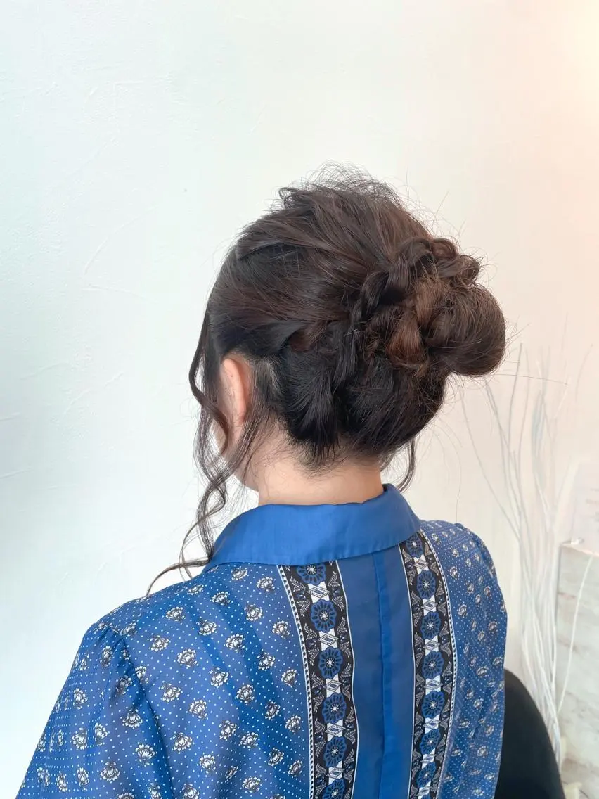 結婚式やイベントにおすすめ❕ヘアセット🌼.*髪飾り付け放題🎶🌟の写真