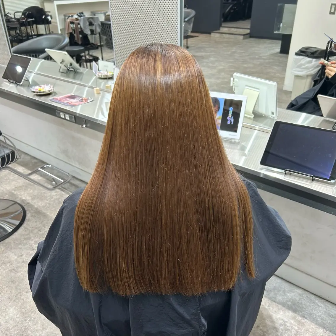 ロング カラー 小林 円香のヘアスタイル