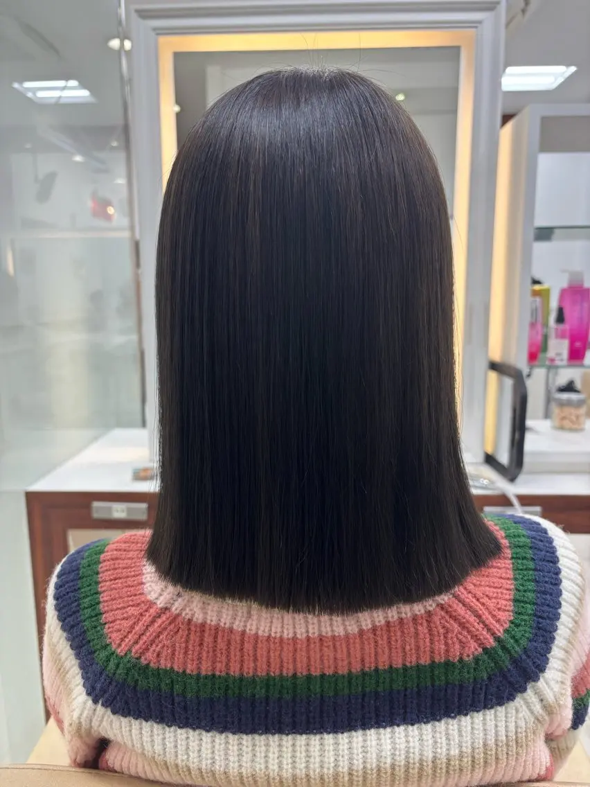 カット&艶カラー&Aujuaシステムトリートメントの写真