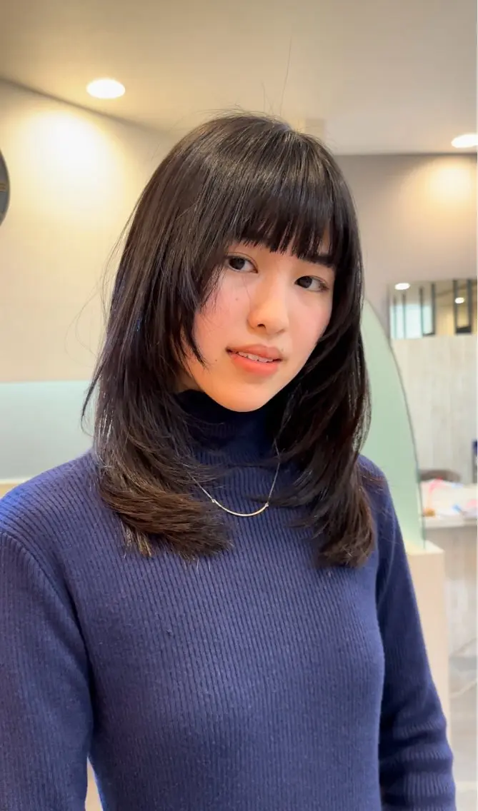 ミディアム 顔まわりレイヤー 顔周りカット レイヤーカット ノンダメージ 🥑mikubanのヘアスタイル
