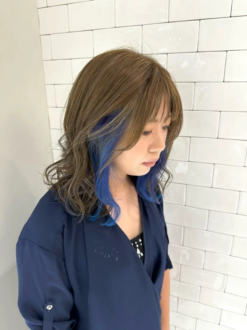 ミディアム カラー アッシュ ブルーカラー インナーカラー カット ヘアカラー SALOWIN大宮 /KYOHEI✂️のヘアスタイル