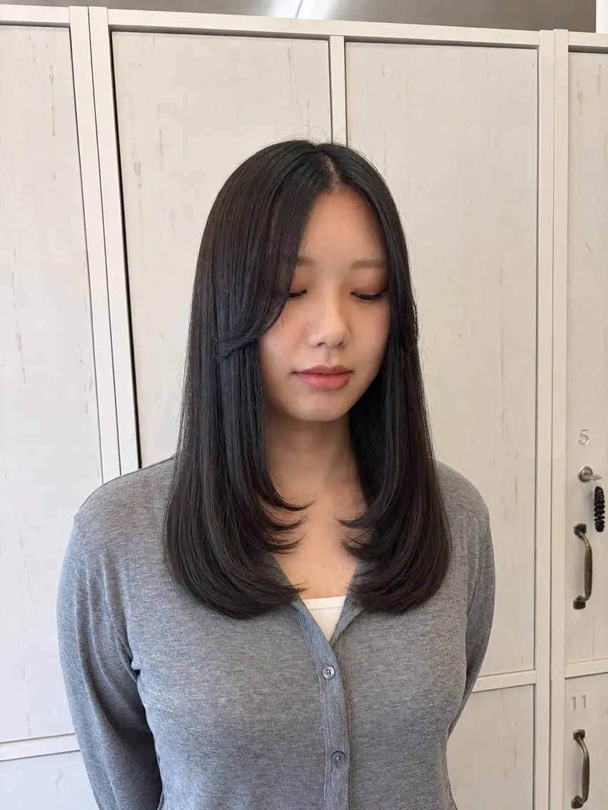 セミロング レイヤーカット カット ヘアカラー chiba/艶カラー /ザクザクレイヤーのヘアスタイル