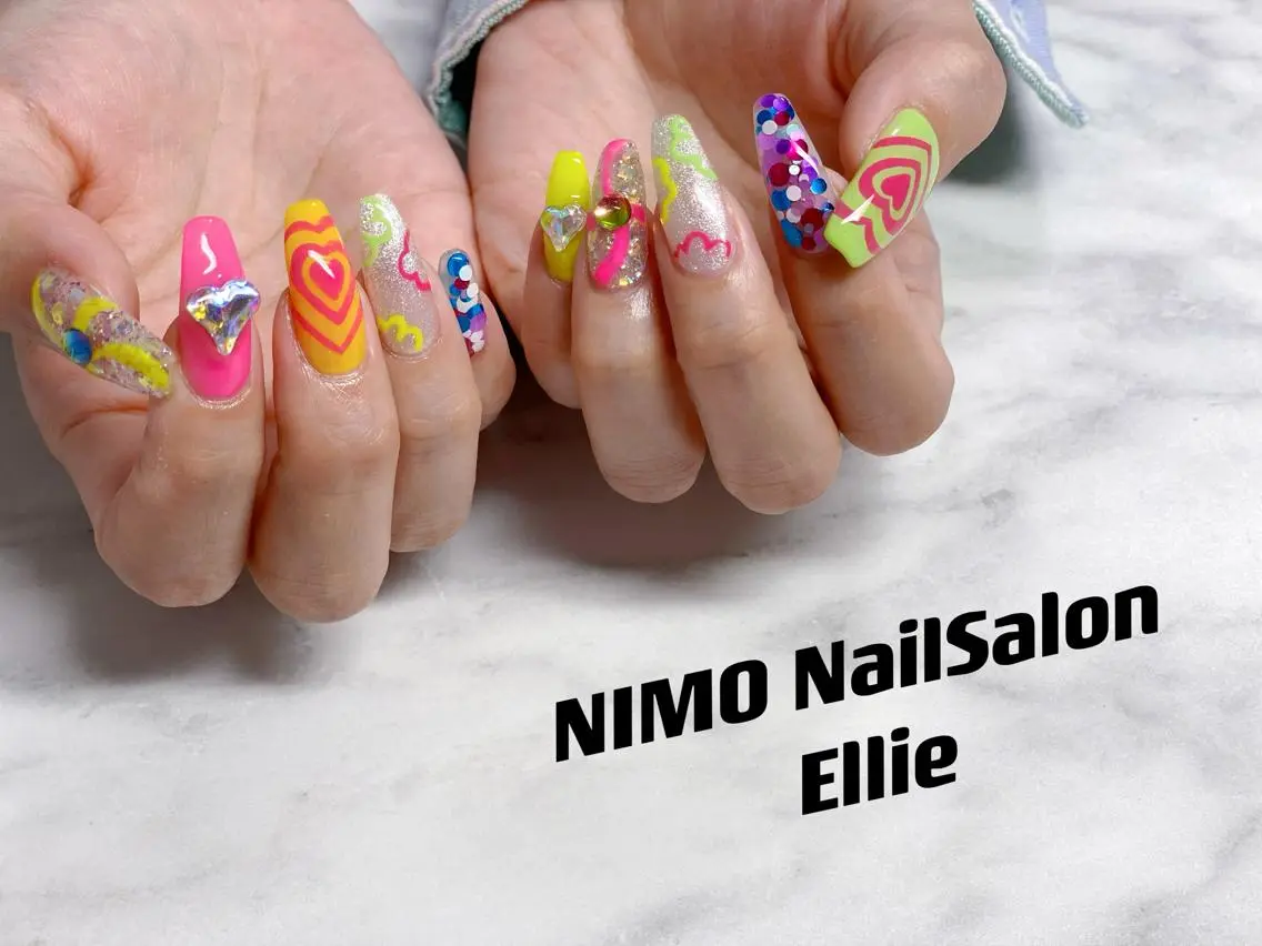 ネイル ハンドネイル ハンドケア 閨匠ビューティサロン 新橋店♡Ellieのネイルデザイン