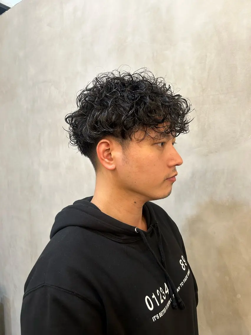 パーマ メンズ センターパート カット パーマ トリートメント 🌿ボブ パーマ高橋啓太🌿のヘアスタイル