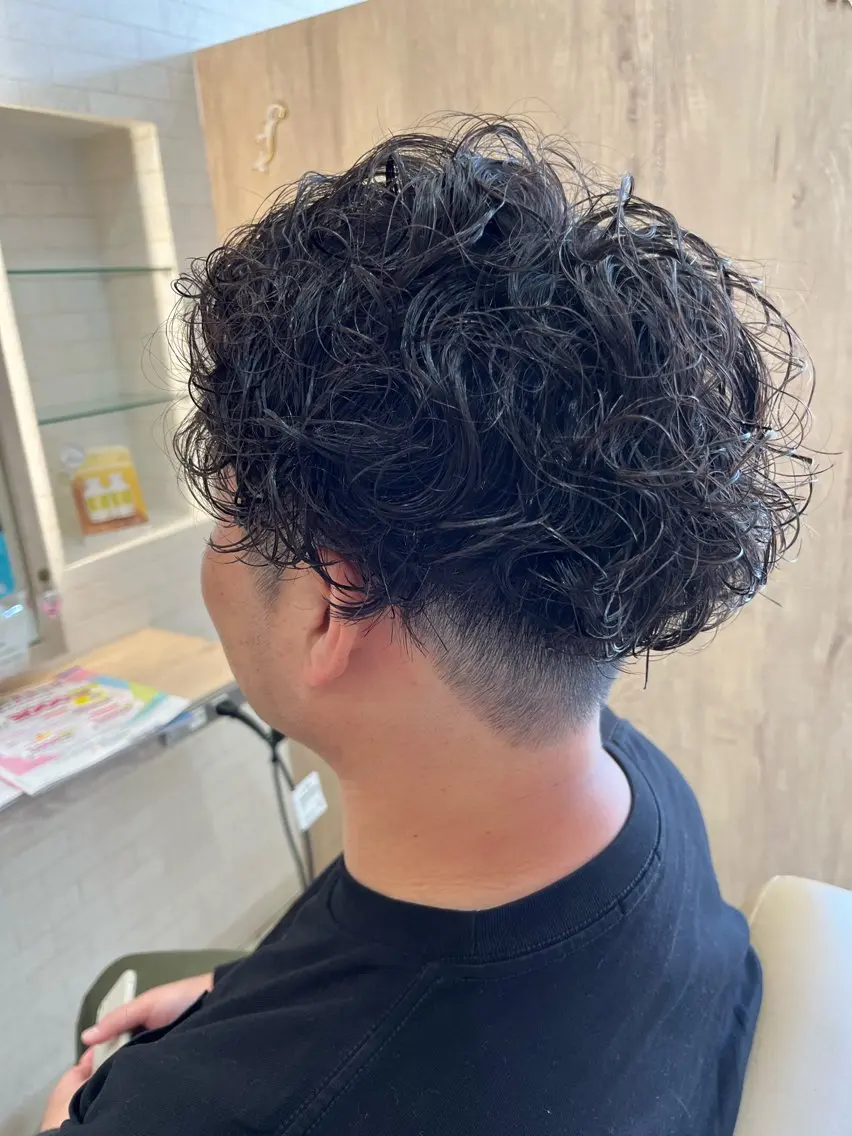 ショート パーマ メンズ カット パーマ 宮嶋 勇輔のヘアスタイル