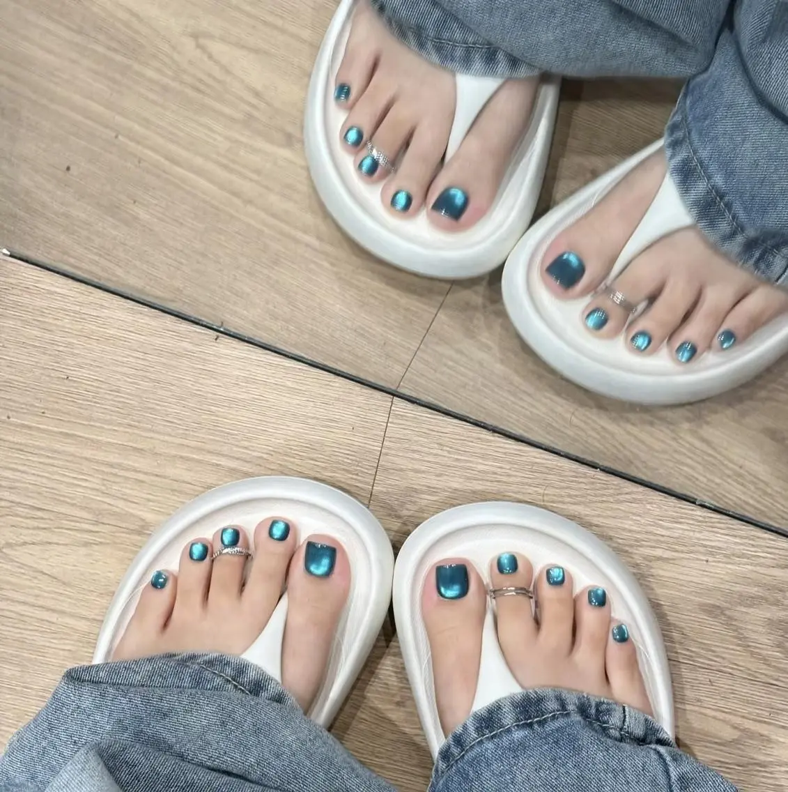 ネイル フットネイル ネイルサロンブラン アカネのネイルデザイン