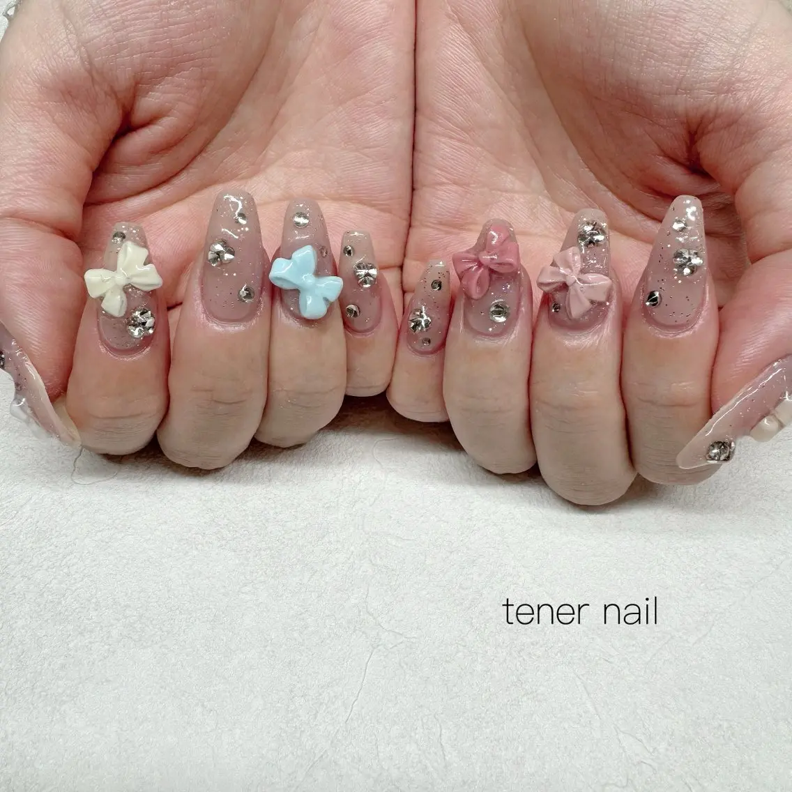 ネイル パステルネイル リボン ハンドネイル テネルネイル tener nailのネイルデザイン