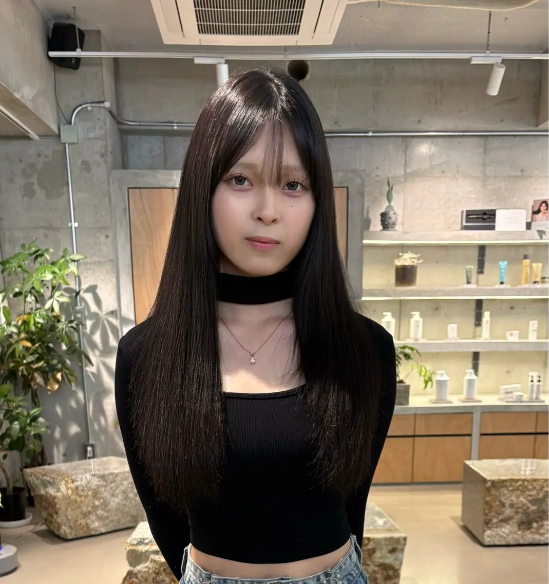 ロング 佐々木 蓮のヘアスタイル