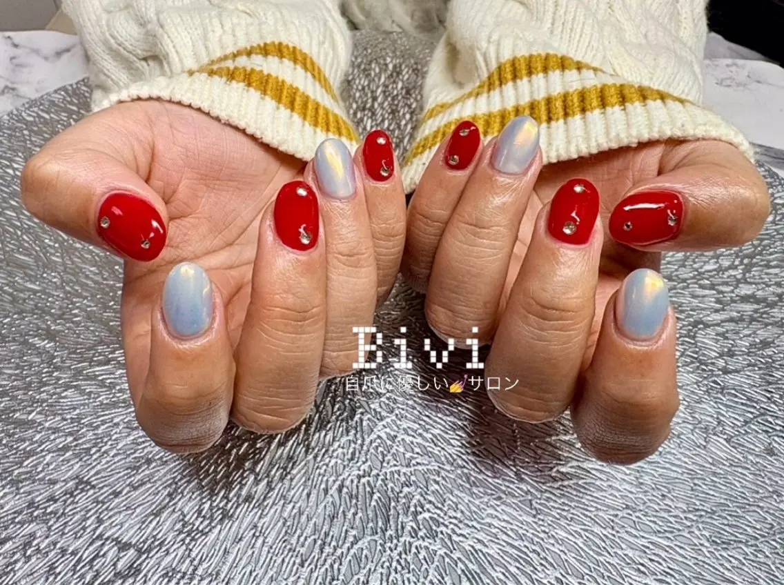 ネイル ラメ(グリッター) 持ち込み ワンホンネイル 冬ネイル ハンドネイル ハンドケア ♡Bivi♡自爪に 優しいネイルサロンのネイルデザイン