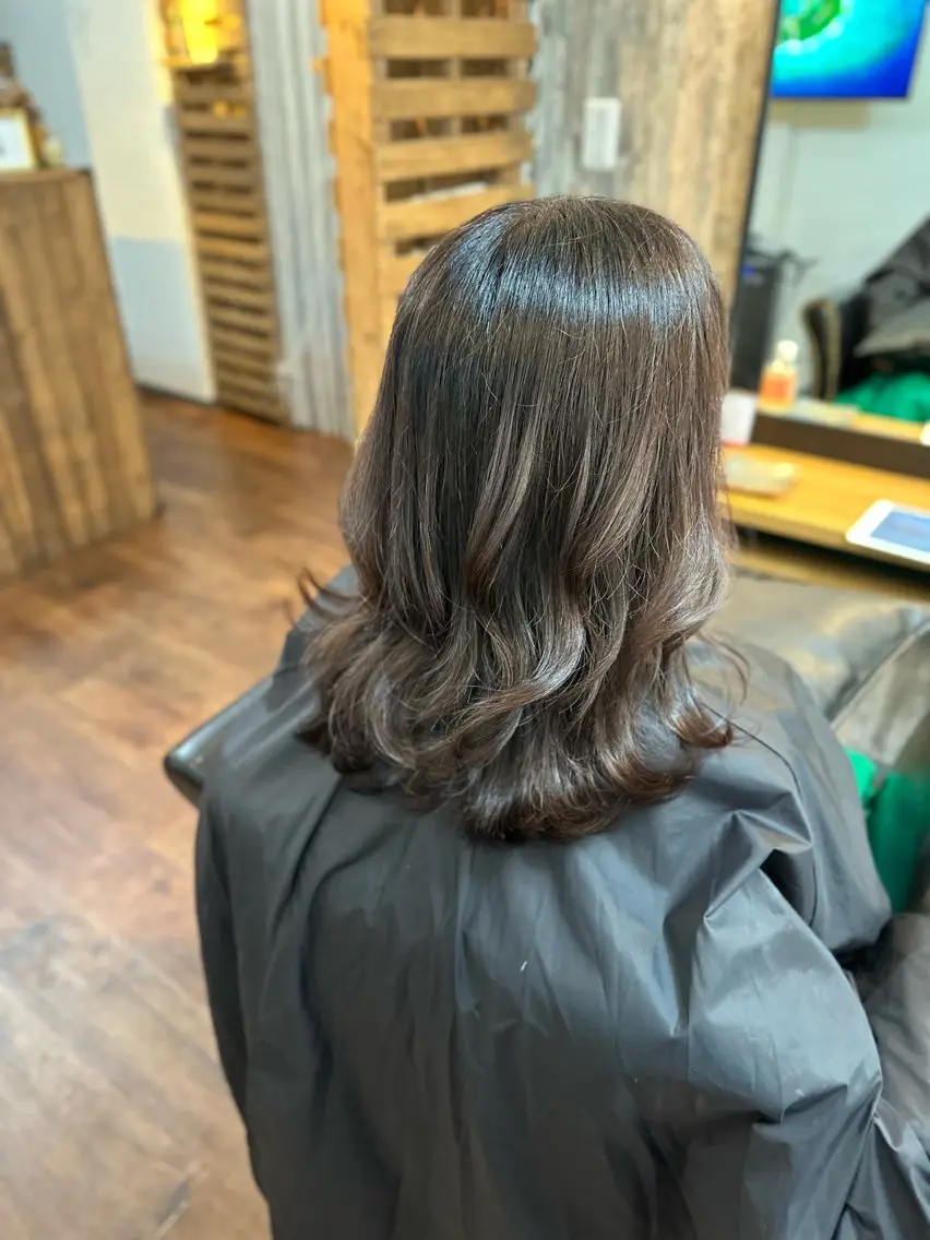 ミディアム カラー ヘアカラー Luzir⭐︎ GEN⭐︎のヘアスタイル