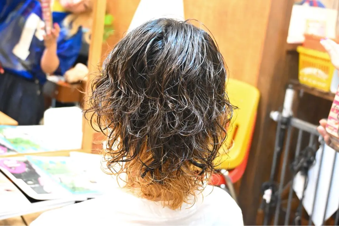 カラー パーマ ヘアカラー クリヤマ ナナコのヘアスタイル