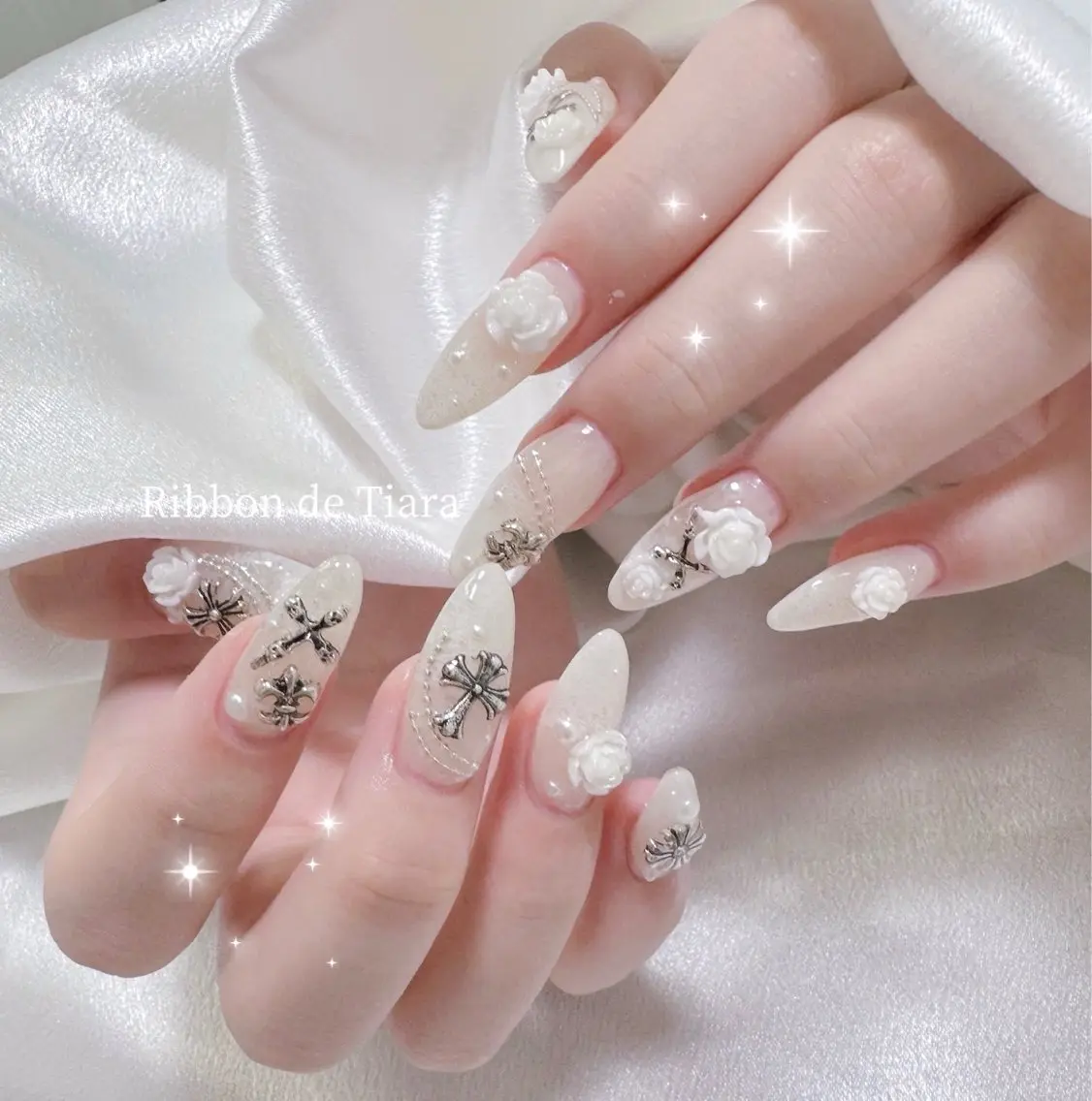 ネイル ハンドネイル オーナーネイリスト MAKIのネイルデザイン