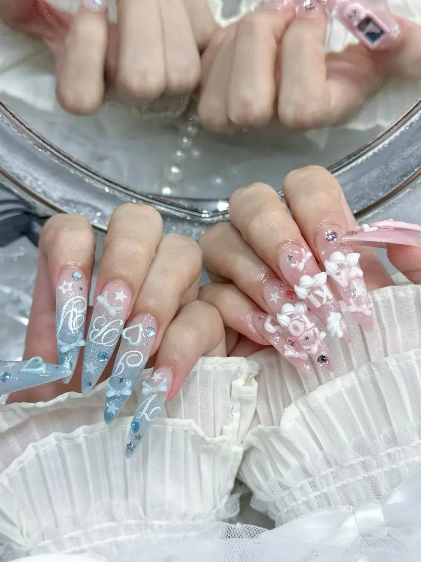 ネイル ジェルネイル 韓国ネイル 持ち込み シンプルネイル ワンホンネイル ハンドネイル 🎀Aura. Yurachanのネイルデザイン