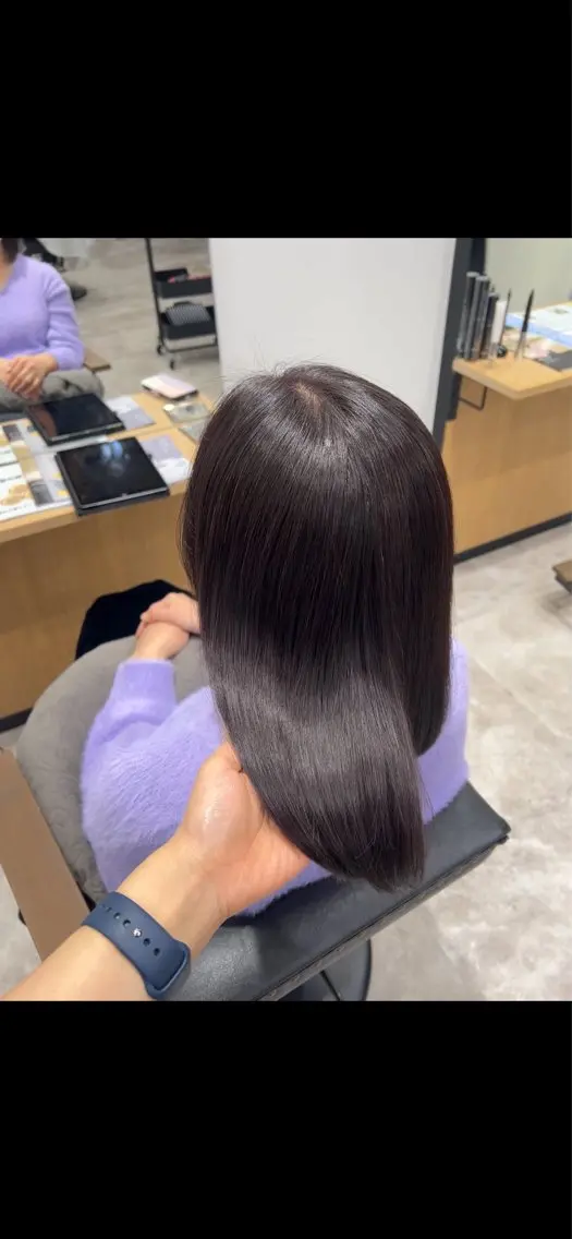 ミディアム カラー バイオレットカラー 黒阪 なみのヘアスタイル