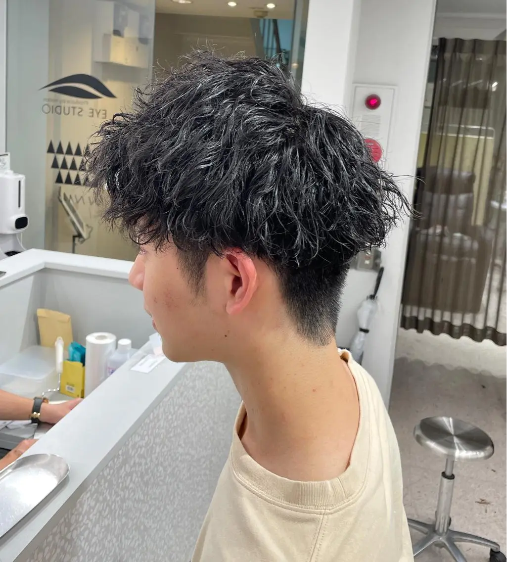 パーマ メンズ メンズスタイリスト✨ 助川龍哉のヘアスタイル