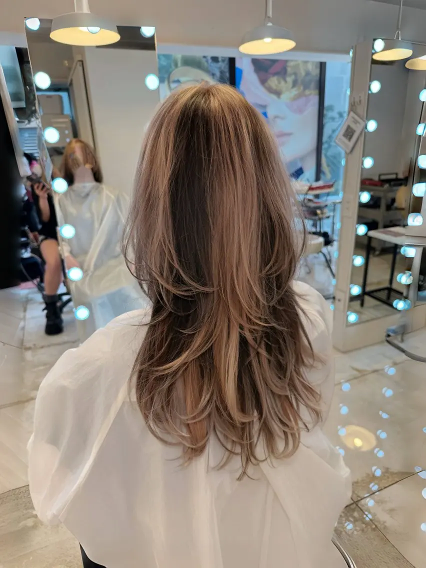 ロング カラー カット ヘアカラー トリートメント ヘッドスパ ヘアセット HARUNA/原宿/ デザイン/カットのヘアスタイル