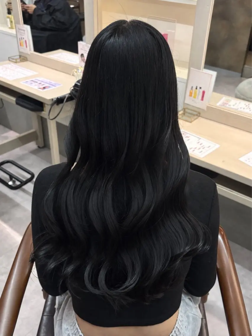 ロング カラー 黒髪 カット ヘアカラー トリートメント レイヤー/韓国ヘア/ 透明感カラー/ここねのヘアスタイル