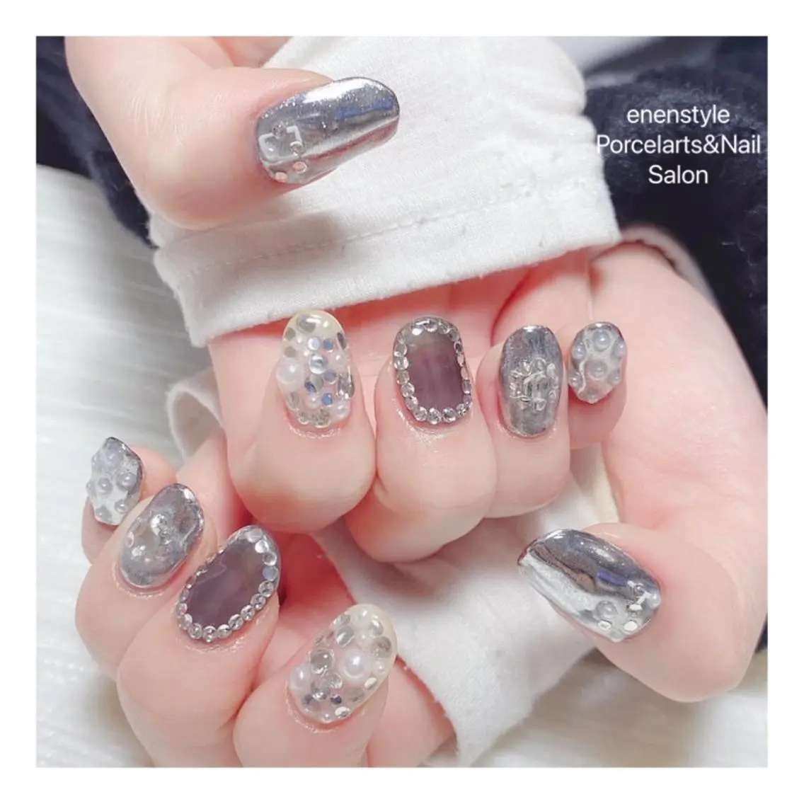 ミディアム ネイル ハンドネイル 🐾enen style 🐾のネイルデザイン