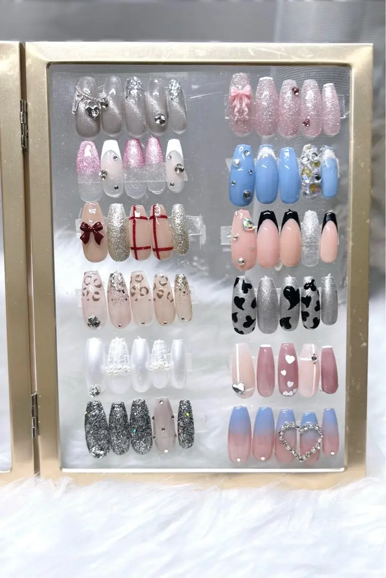 ネイル ハンドネイル nailsalon AXIAのネイルデザイン
