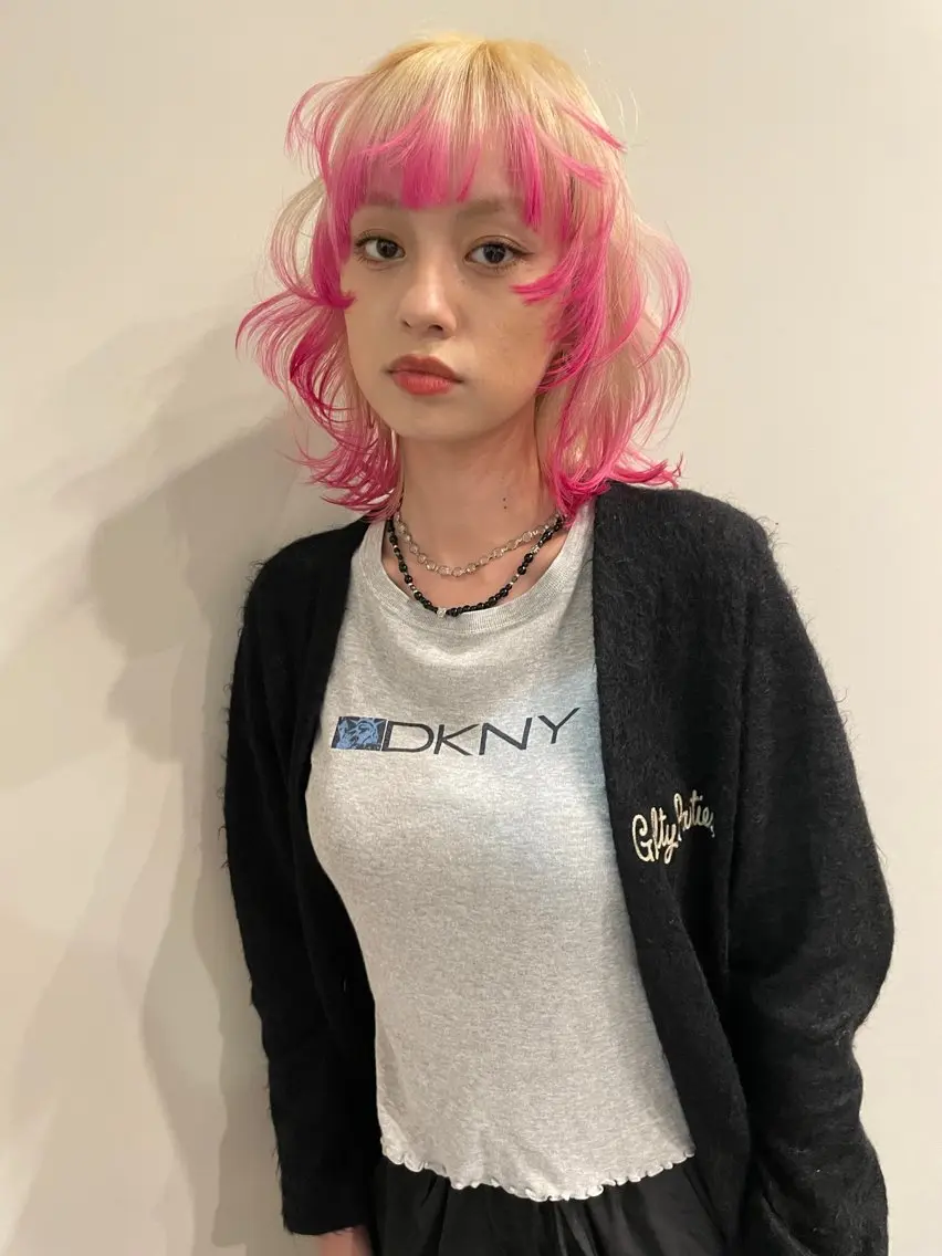 ミディアム カラー カット ヘアカラー トリートメント ブリーチ😼 ボブ✍️レイヤーのヘアスタイル