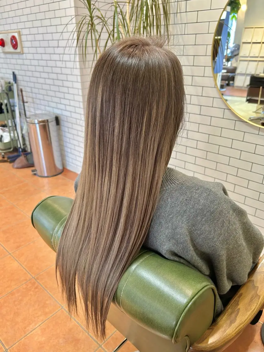 ロング カラー ヘアカラー トリートメント 石井 佑樹のヘアスタイル