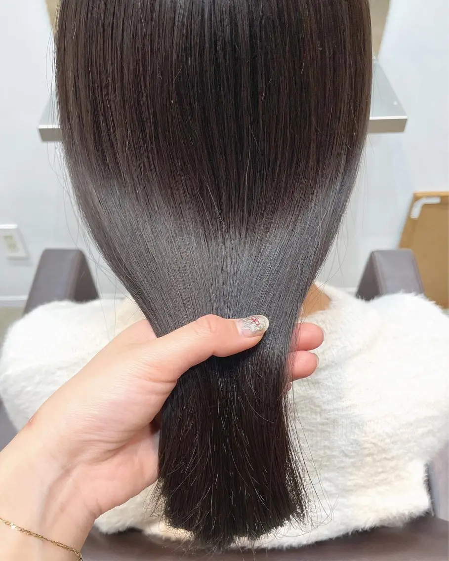 セミロング カラー 透明感カラー カット ヘアカラー トリートメント 【表参道】Ruri デジタルパーマのヘアスタイル