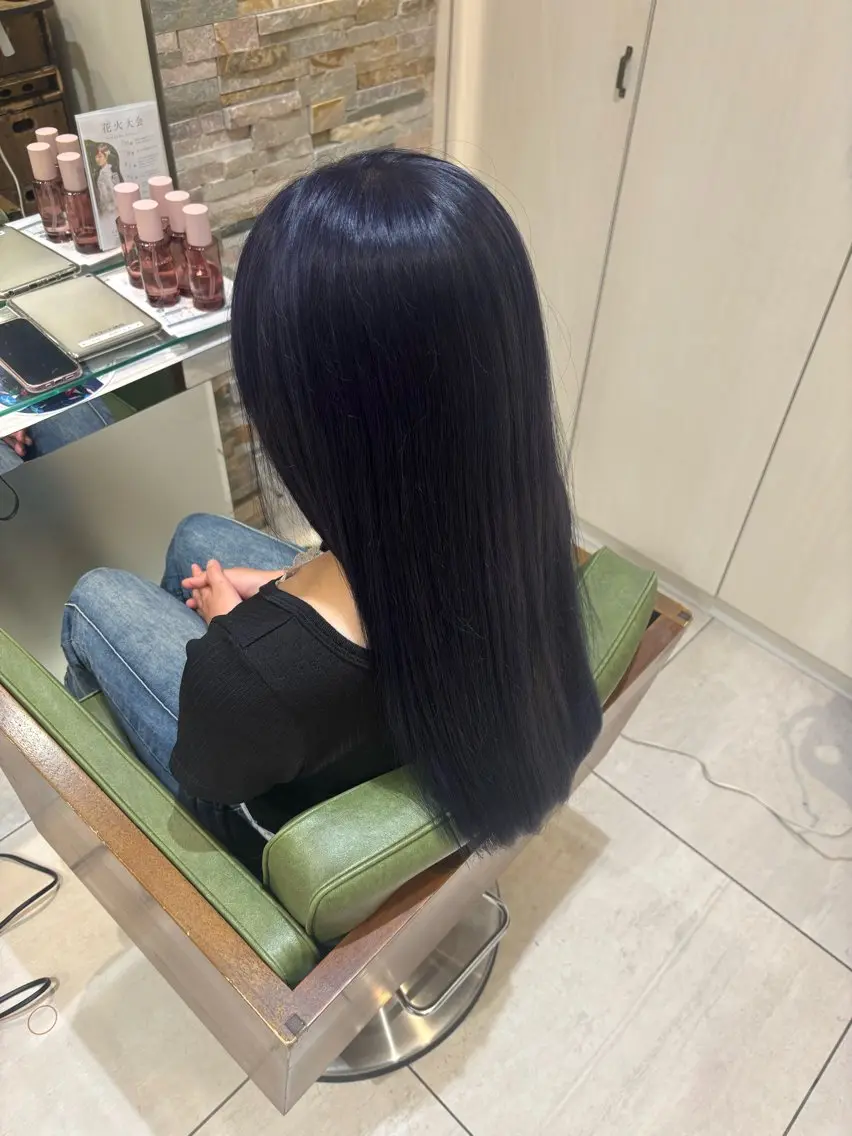 ロング 小川 早喜のヘアスタイル