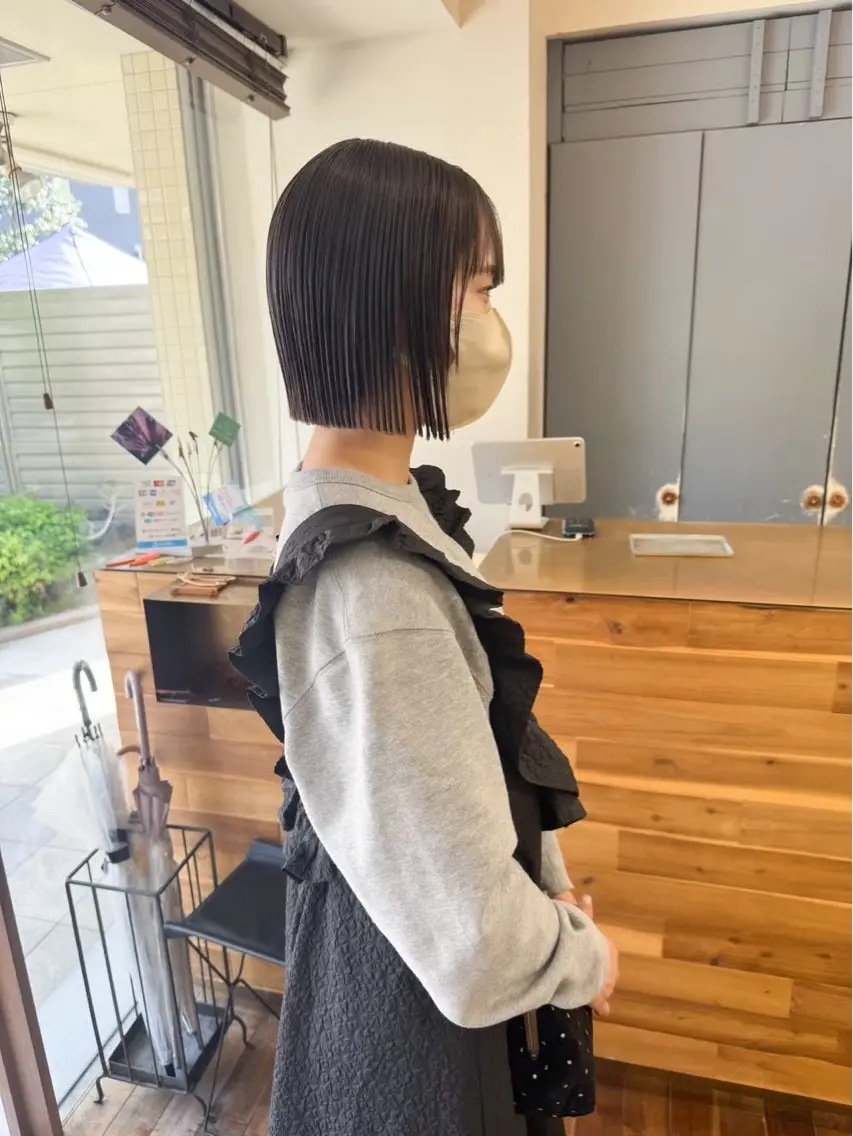 ミディアム 切りっぱなしボブ ボブ げん/梅田美容室 中崎町美容室のヘアスタイル