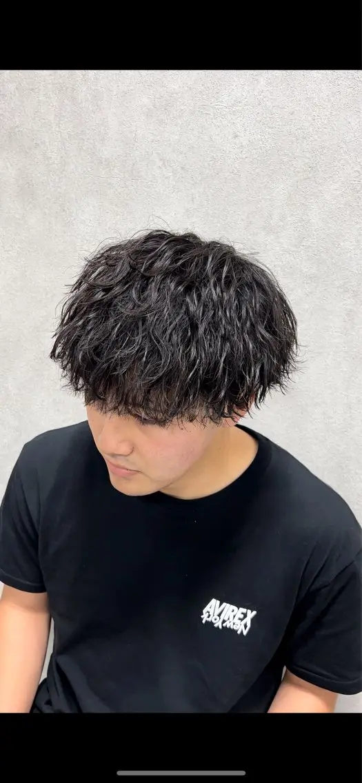 【👑人気メニューミニモ限定クーポン👑】メンズカット+波巻きスパイラルパーマ   スタイリング込み🔥の写真