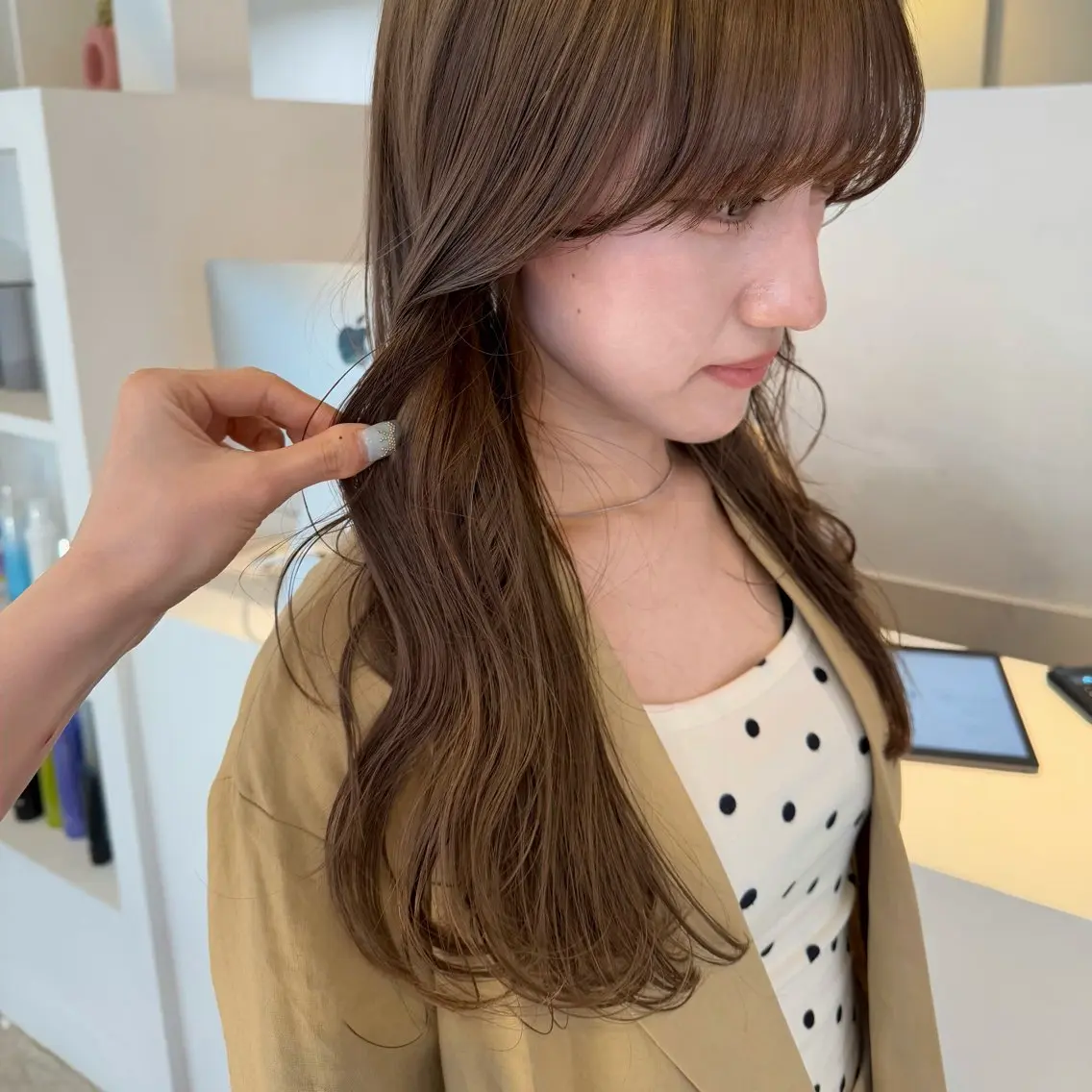 ロング カラー ブリーチ ダブルカラー インナーカラー ブリーチなしカラー ピンクカラー カット ヘアカラー トリートメント YARD.長田 唯のヘアスタイル