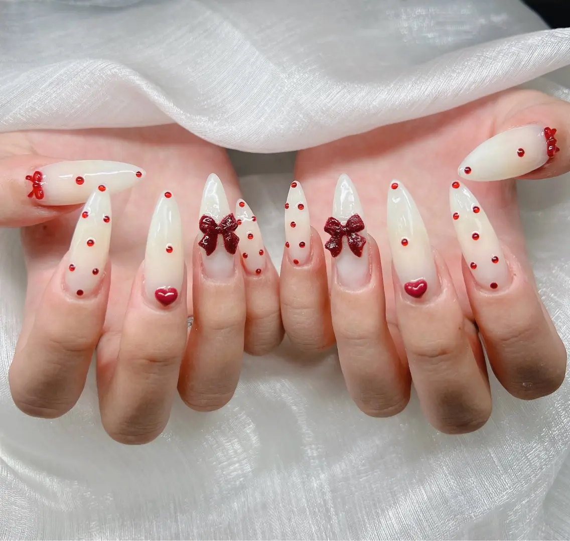 ネイル ハンドネイル Lee Nails チップ長さだし専門店のネイルデザイン
