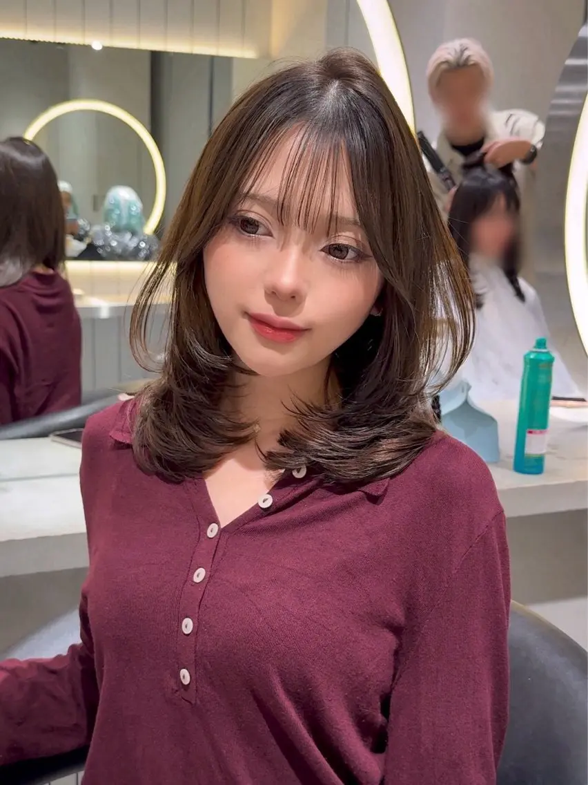 セミロング カラー 💎髪質改善💎 LondMeliaのヘアスタイル