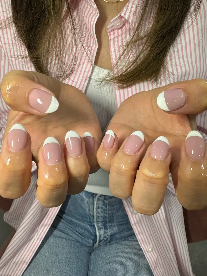 ネイル LAVISH 大和店 emi･:*+のネイルデザイン