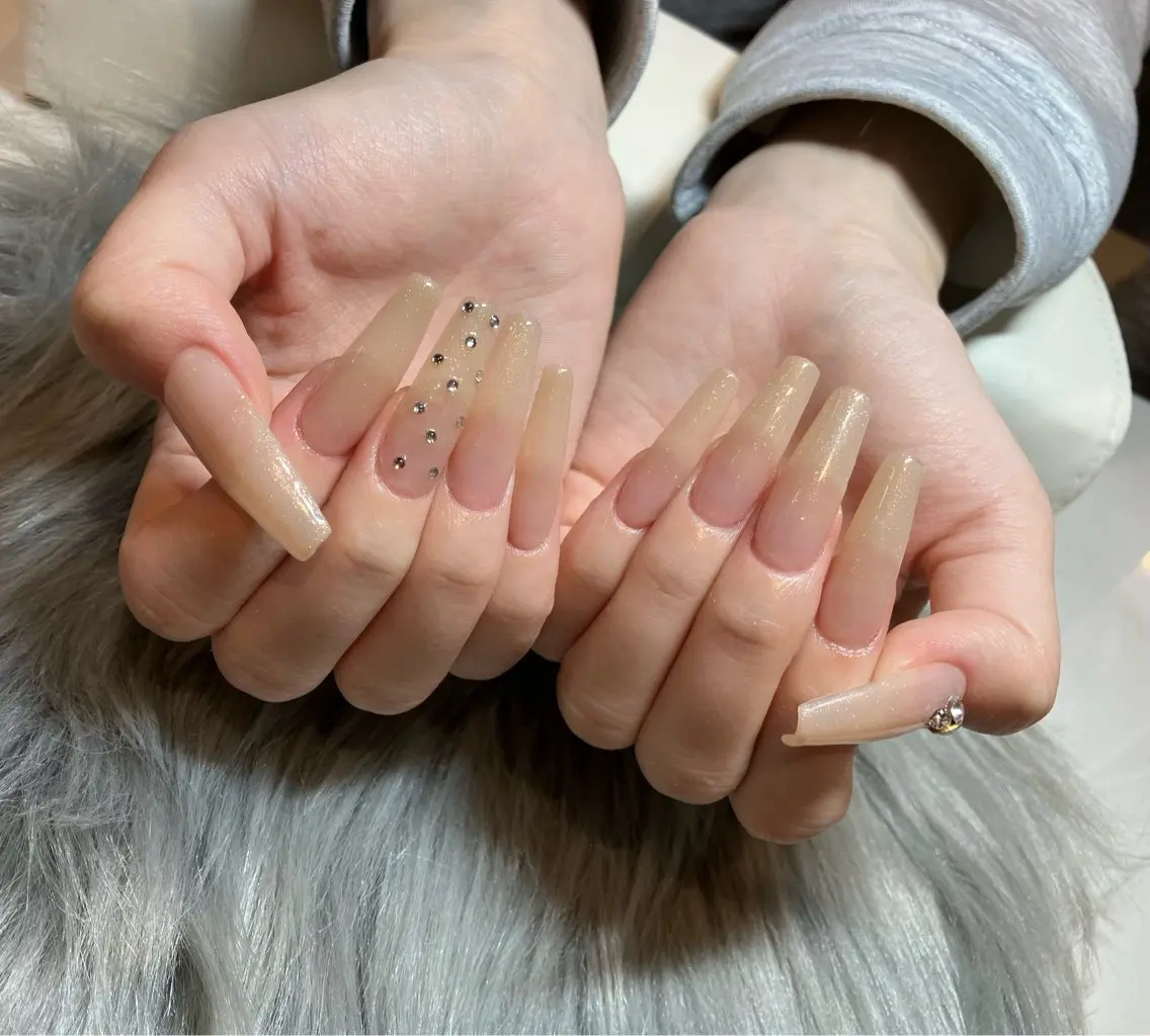ネイル 長さ出し ネイルチップ ハンドネイル Private salon.34のネイルデザイン