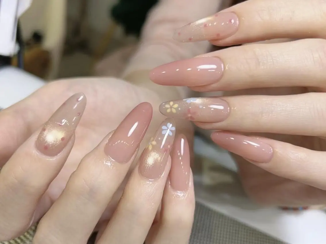 ネイル ハンドネイル ハンドケア MoonNail ミナミのネイルデザイン