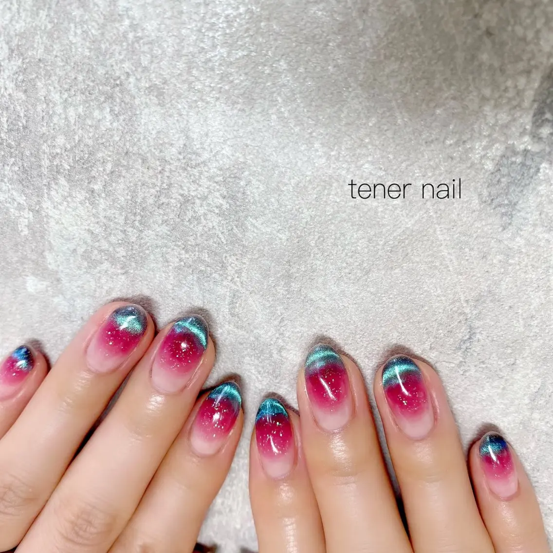 ネイル ブルー チークネイル マグネットネイル 赤色 ハンドネイル テネルネイル tener nailのネイルデザイン