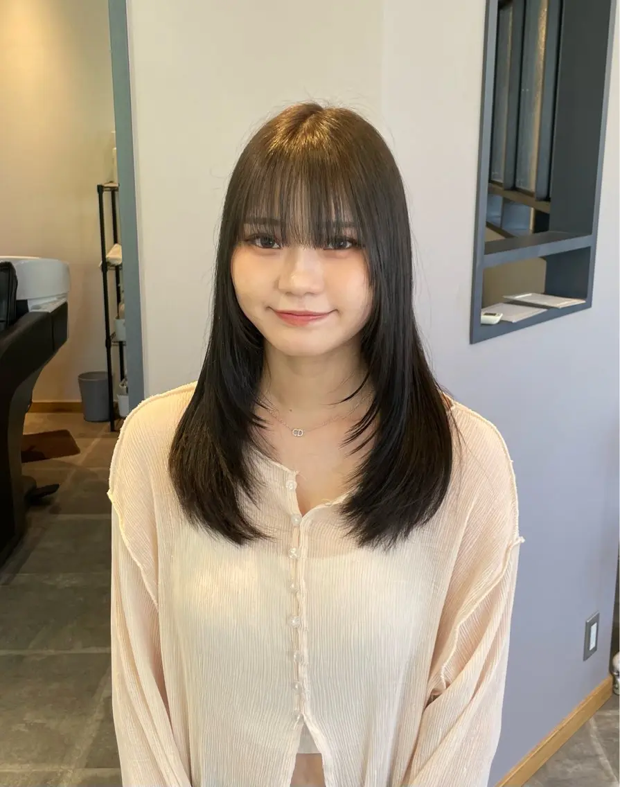 セミロング カラー カット ヘアカラー トリートメント 博多/髪質改善/レイ ヤー/縮毛矯正/れいのヘアスタイル