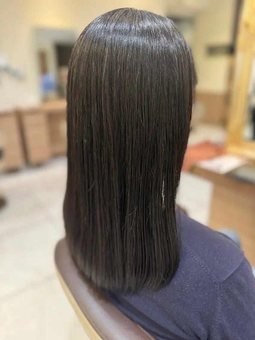 セミロング 松田 一希のヘアスタイル