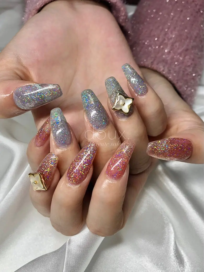 ネイル フラッシュネイル ハート キラキラネイル 韓国ネイル マグネットネイル doux. nailのネイルデザイン