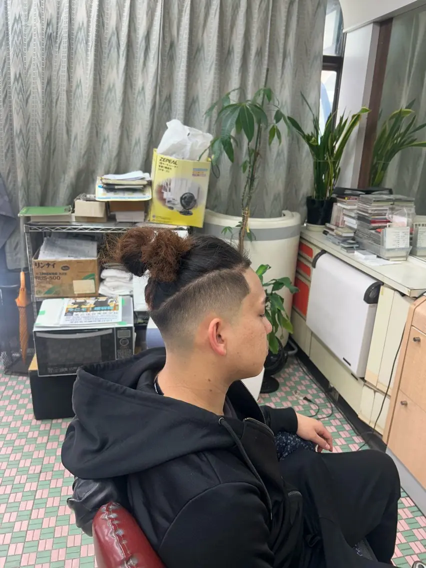 メンズ マンバンヘア はが れおのヘアスタイル
