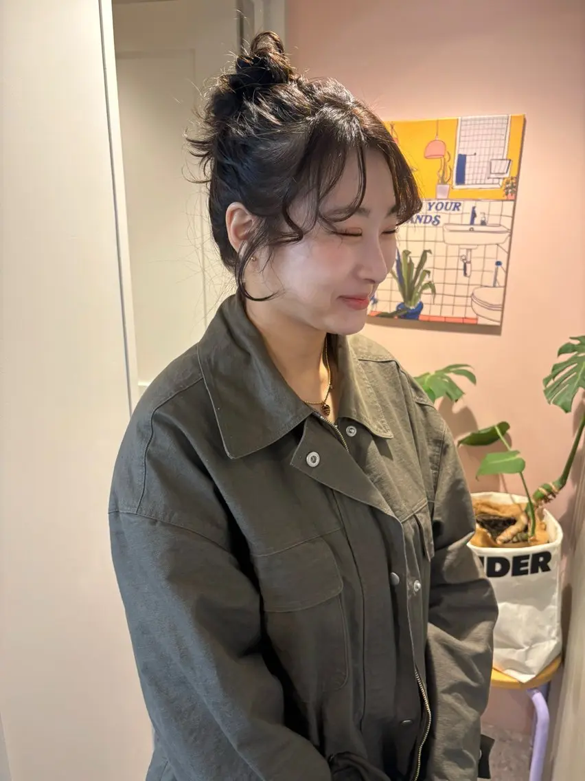 セミロング ヘアセット 🫧umu.🫧韓国 /レイヤーカットのヘアスタイル