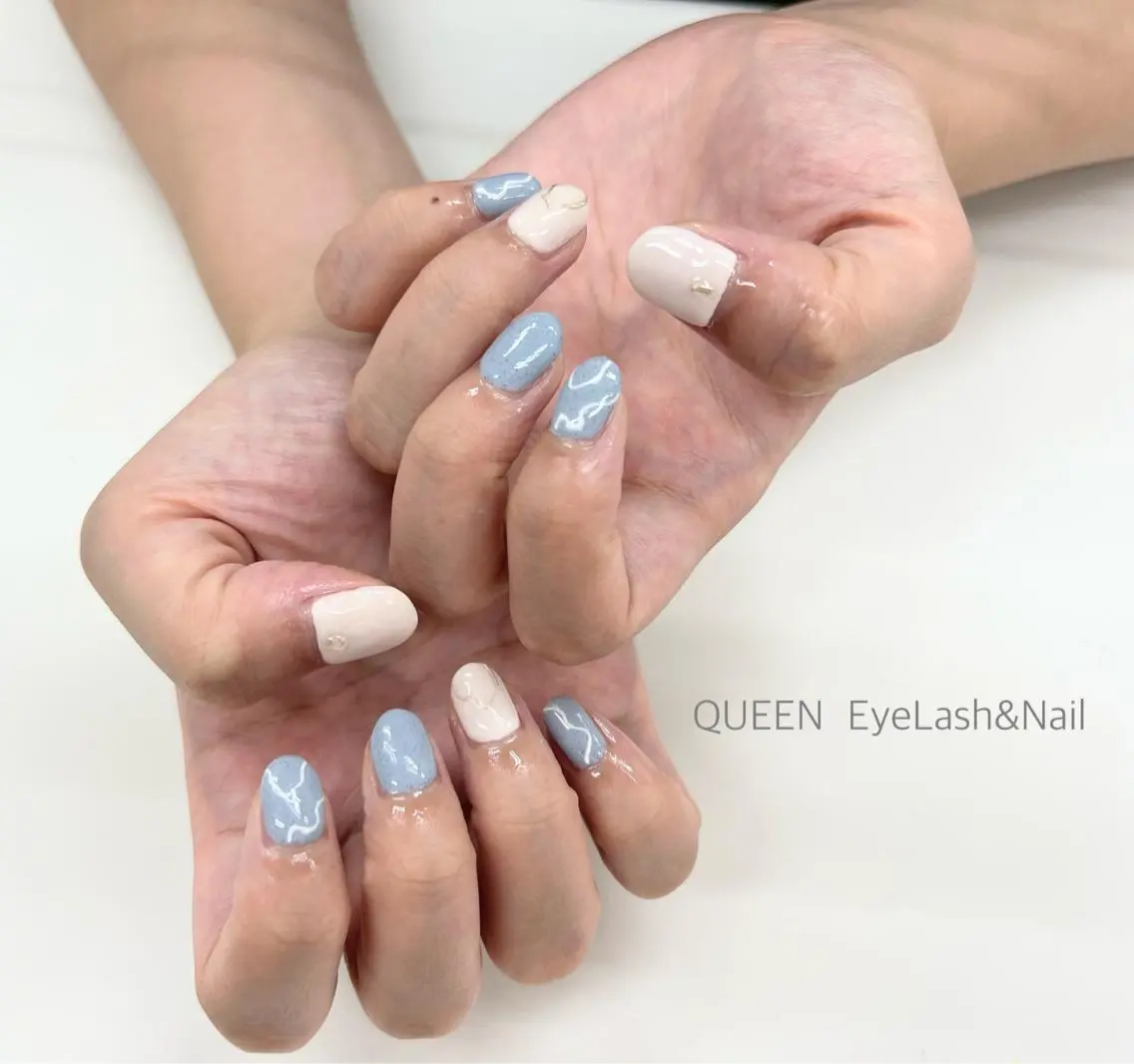 ミディアム カラー ネイル Bloom Nailのネイルデザイン
