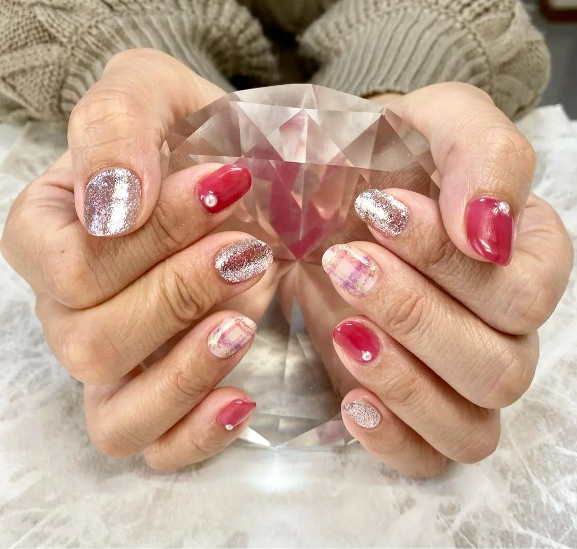 【お誕生日クーポン】お誕生日おめでとうございます🎉シンプルorマグネットのデザインをお選び下さい！⭐️リピーター様のみの写真