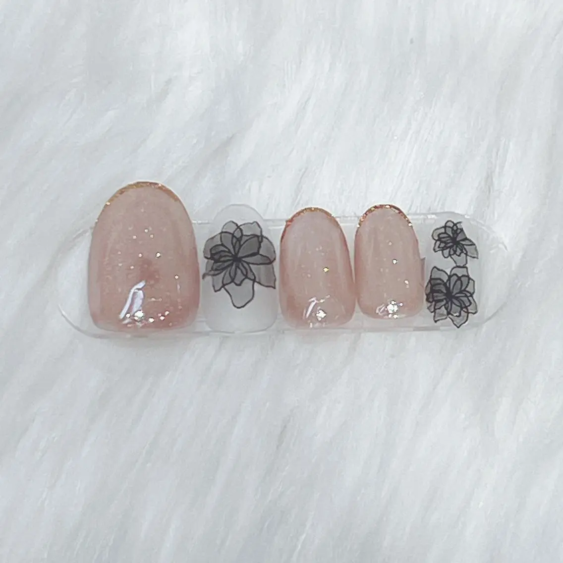 ネイル TiaryNail まほのネイルデザイン