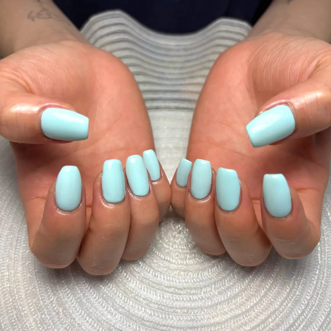 ネイル ワンカラーネイル ハンドネイル HAILEY nail saronのネイルデザイン