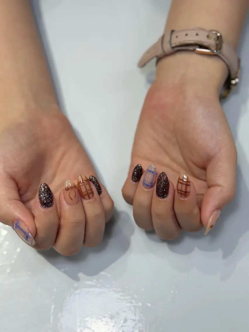 ネイル ハンドネイル ミー ミーのネイルデザイン