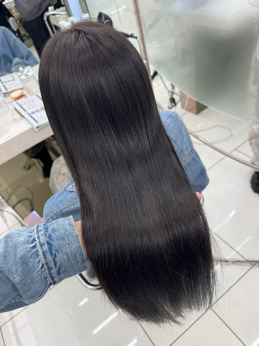ロング カラー 縮毛矯正 喜屋武 緒実のヘアスタイル