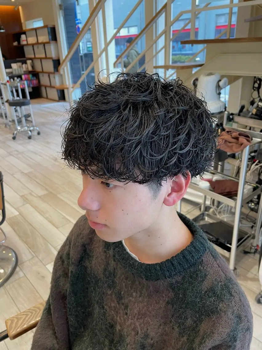 ショート パーマ メンズ メンズパーマ カット パーマ パーマ/フェード🔥 佐々木波人のヘアスタイル